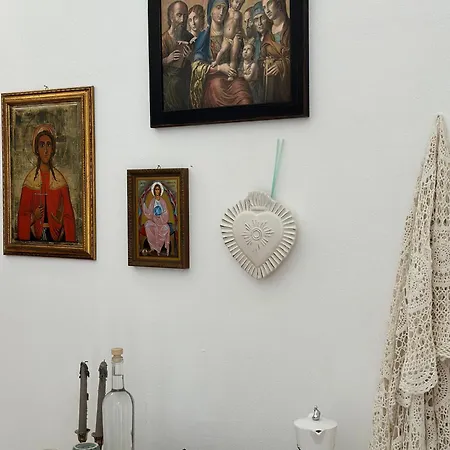 Dimora Santa Domenica Bed & Breakfast 3*