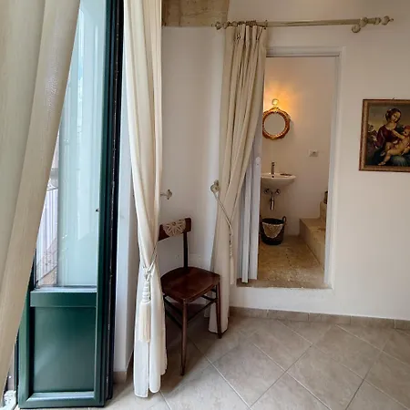 Dimora Santa Domenica Bed & Breakfast